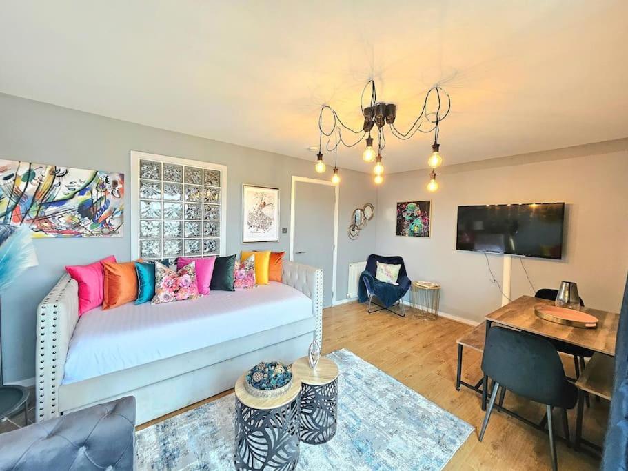 Ferienwohnung 4 Separate Beds, Sleeps 6, Beautiful 2 Bed Apt Edinburgh Exterior foto